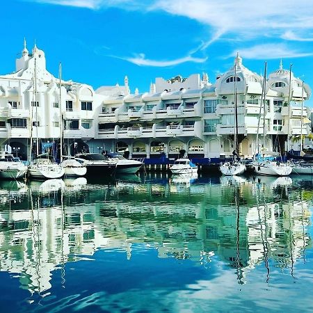 Puerto Marina Apartment 贝纳尔马德纳 外观 照片
