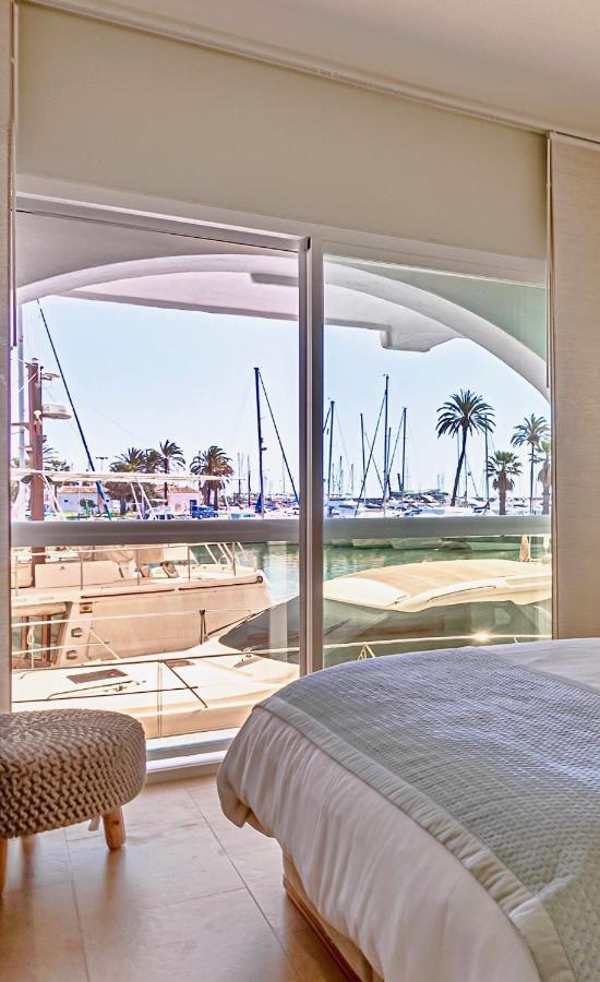 Puerto Marina Apartment 贝纳尔马德纳 外观 照片